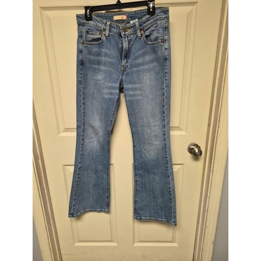 Levi's flare 519 jeans